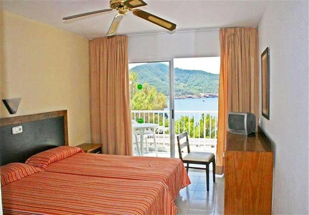 Hotel D-H Club Vista Bahia Portinatx