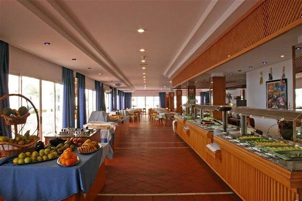 D-H Club Vista Bahia Hotel Portinatx